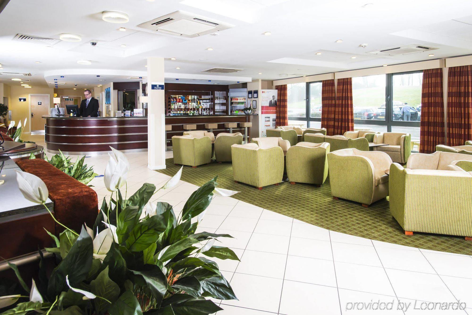 Holiday Inn Express Dunfermline By Ihg Екстериор снимка